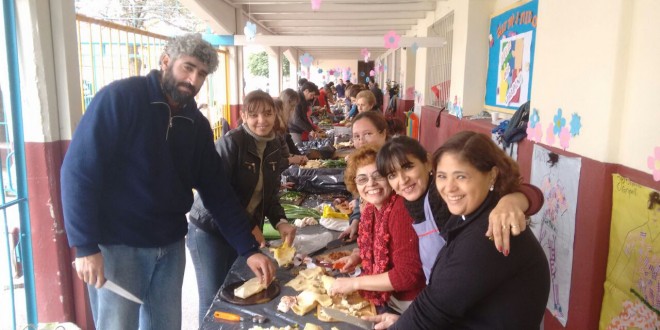 Nos preparamos para el Gran Locro Centenario