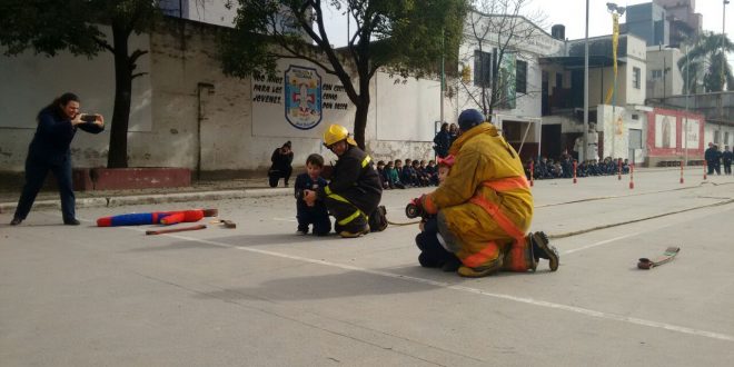 Bomberitos en Acción en el Belgrano