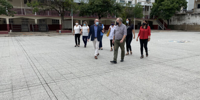 El Ministro de Educación visitó al BLG